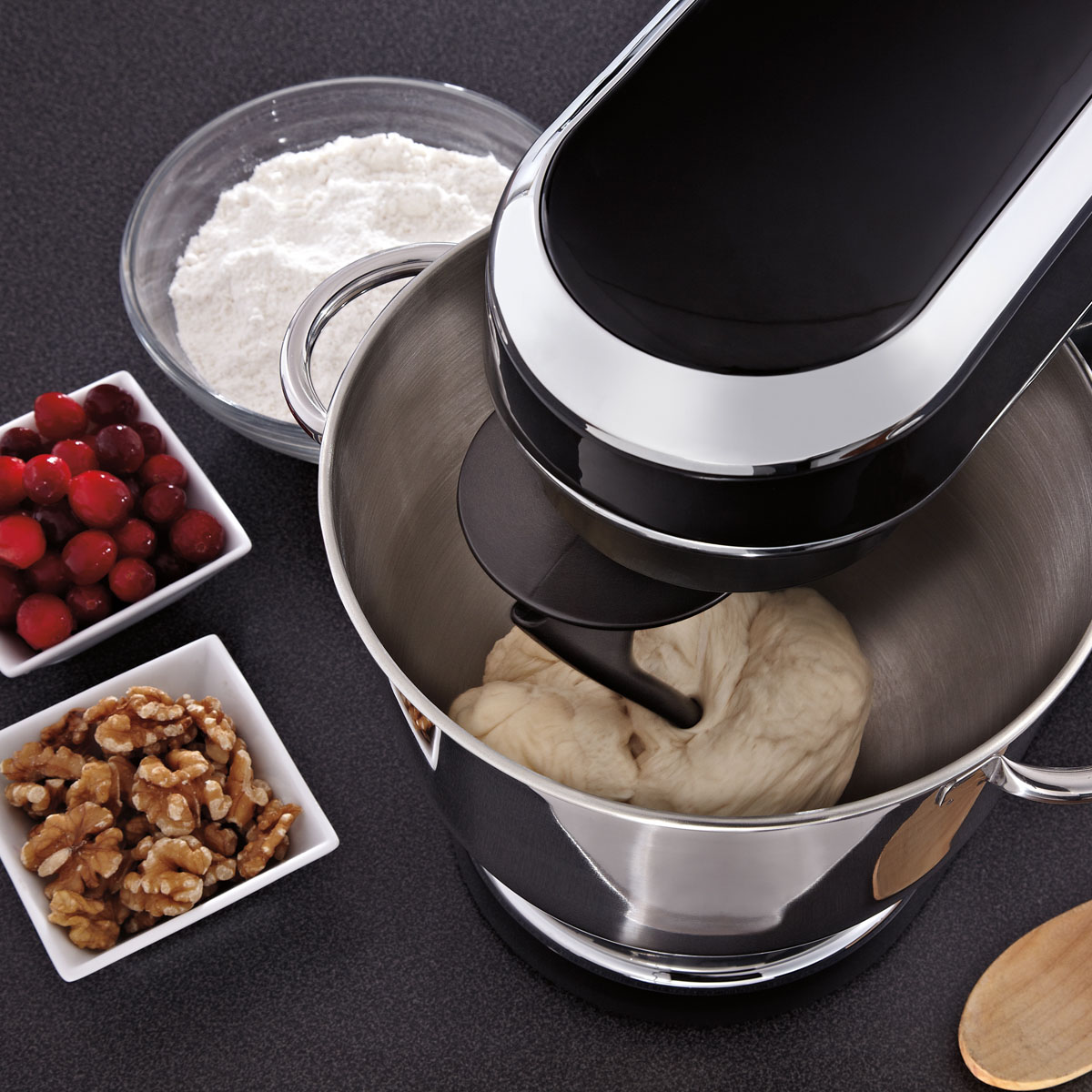 Oster® Stand Mixer FPSTSMPL1033 Oster® Canada